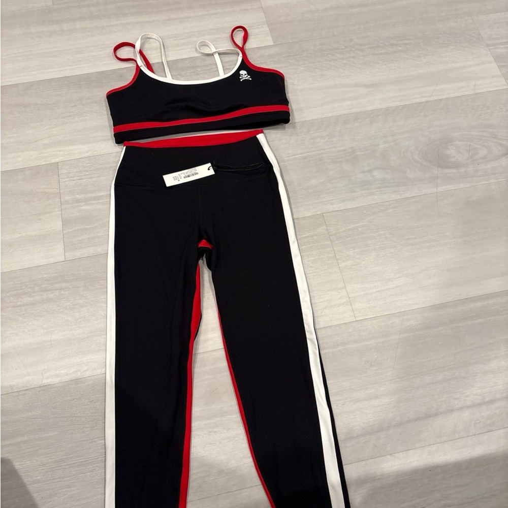 Soul Cycle sports bra and leggings